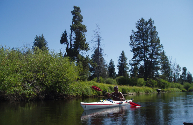 Kayak, canoe or float the Little Deschutes River from many public access points near DiamondStone Guest Lodges.