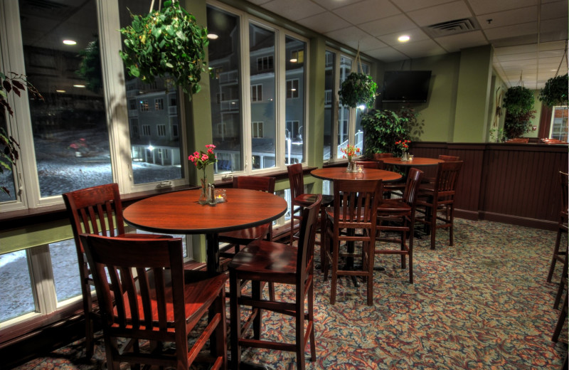 Dining area at Holiday Inn Club Vacations at Ascutney Mountain Resort.