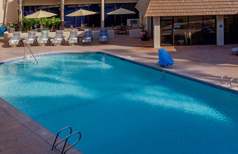 Outdoor Swimming Pool at Wyndham San Diego Bayside