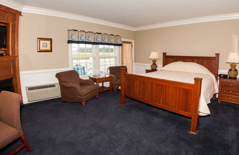 Guest room at Smithfield Station.