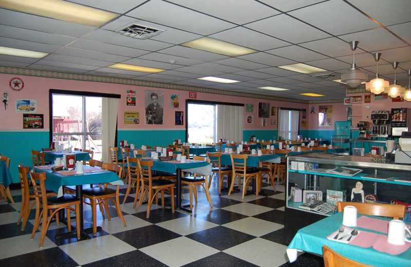 Helen's Diner, a 50s style diner at Tidewater Inn.