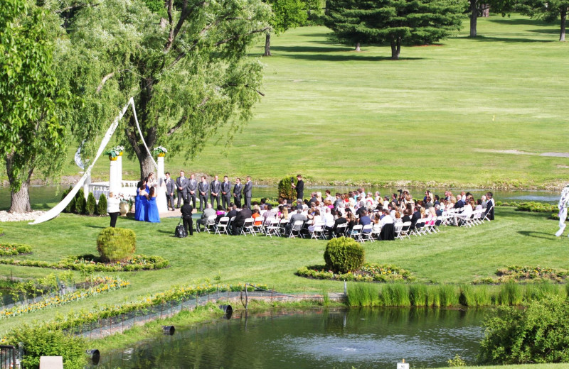 Weddings at Zion Honor's Haven Retreat & Conference.