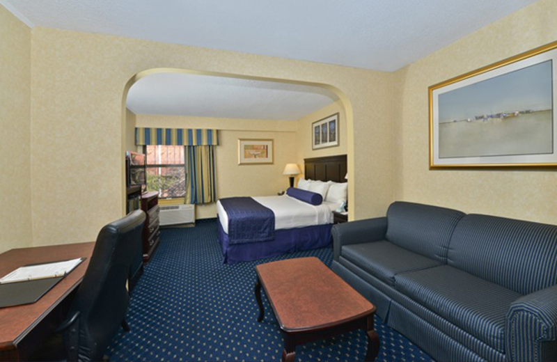 King Suite at Best Western Historic Frederick