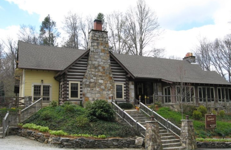 Welcome to Snowbird Mountain Lodge