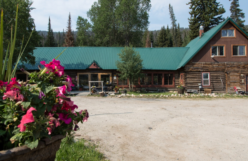 Exterior view of Medicine Bow Lodge.