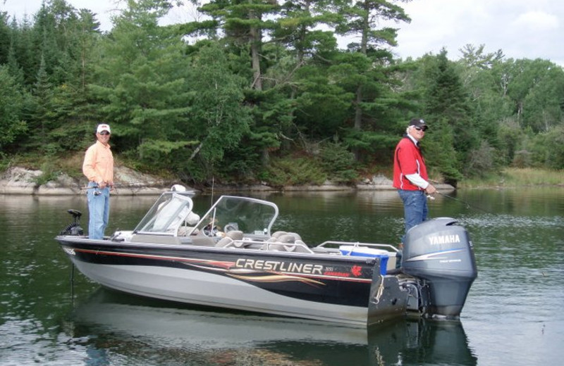 Boating at Shady Roost Lodge.