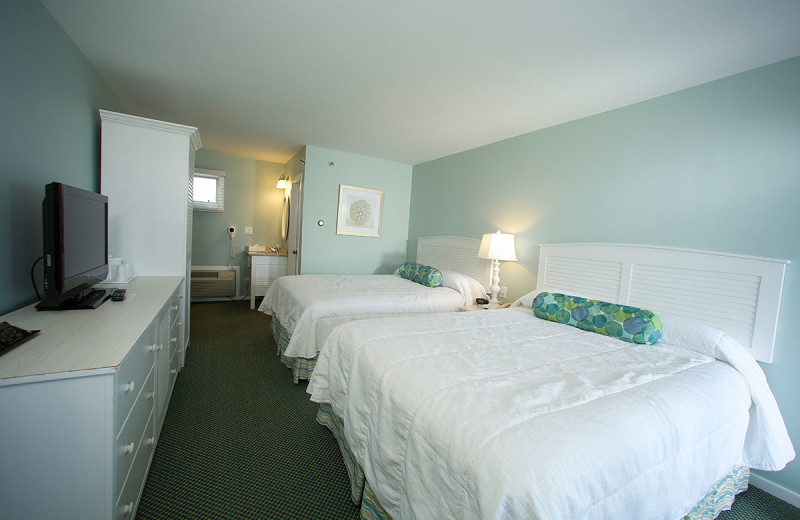 Guest room at Anchorage Inn.