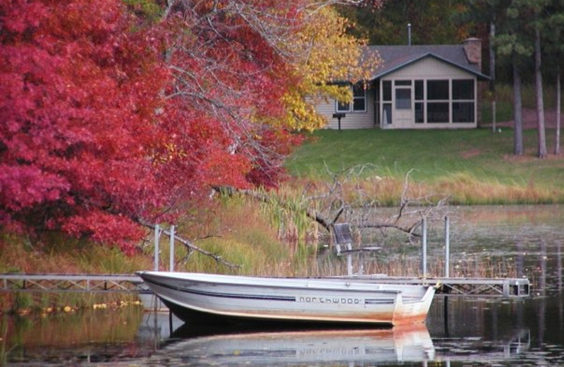 Wild River Cottages exterior at Heartwood Conference Center & Retreat.