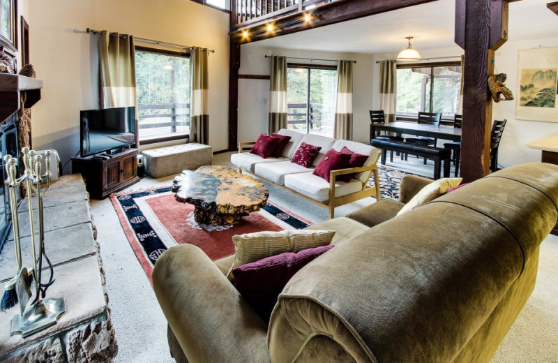 Vacation rental living room at Vacasa Rentals Lake Tahoe.