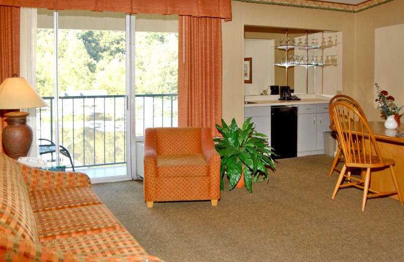 Living Room View at Glenstone Lodge