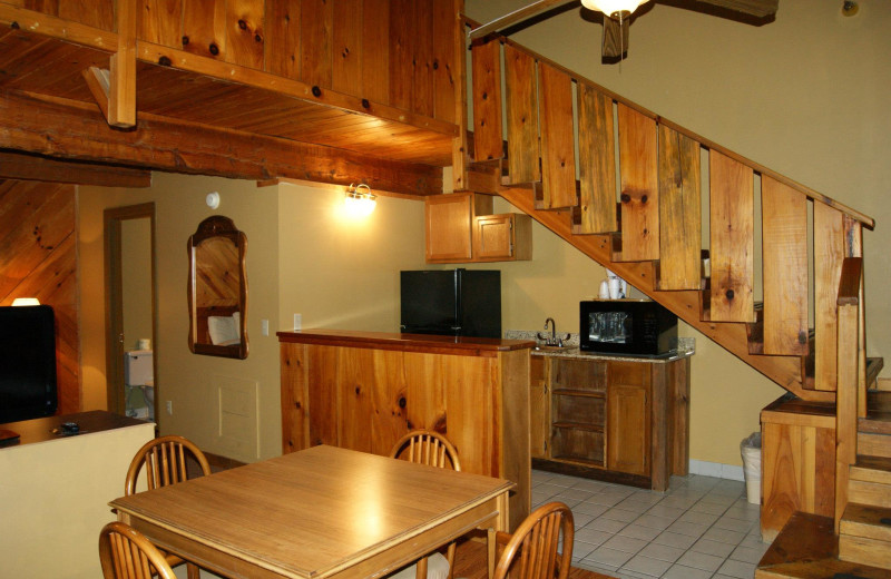Guest dining at Timbers Lodge.