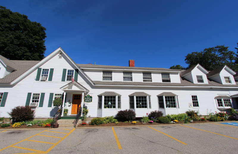 Exterior view The New England Inn & Lodge.