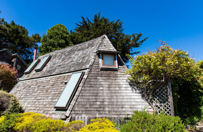 Cottage exterior at Alegria Oceanfront Inn & Cottages.