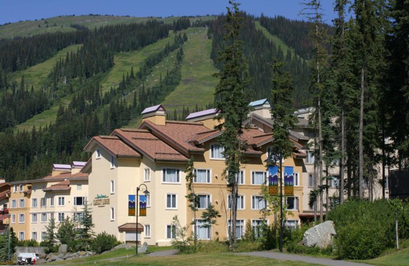 Exterior view of Cahilty Lodge.
