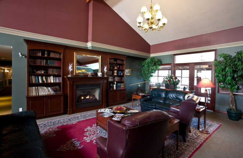 Lobby at South Thompson Inn & Conference Centre.