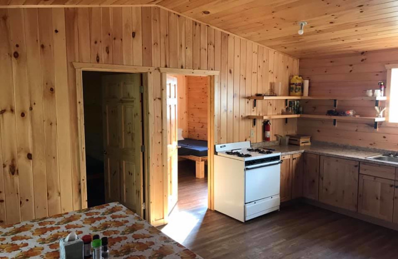 Cabin at Pipestone Fly-In Fishing Outposts.