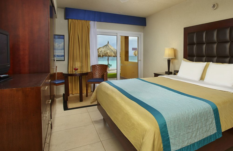 Guest room at Tamarijn Aruba.