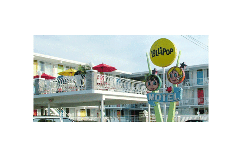 Exterior view of Lollipop Motel.