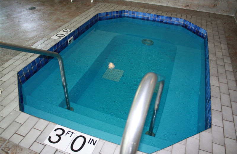 Hot tub at Parkwood Lodge.