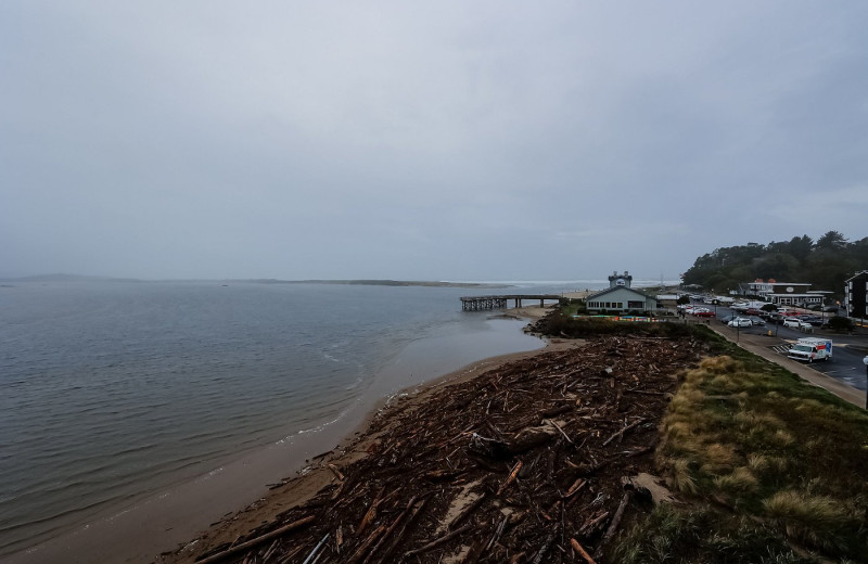 Beach at Siletz Bay Lodge.