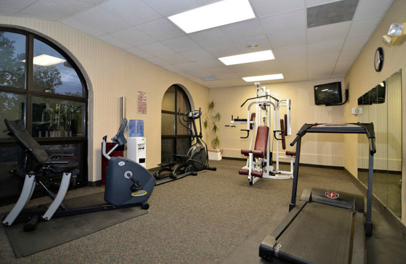 Fitness Room at Comfort Inn at Thousand Hills