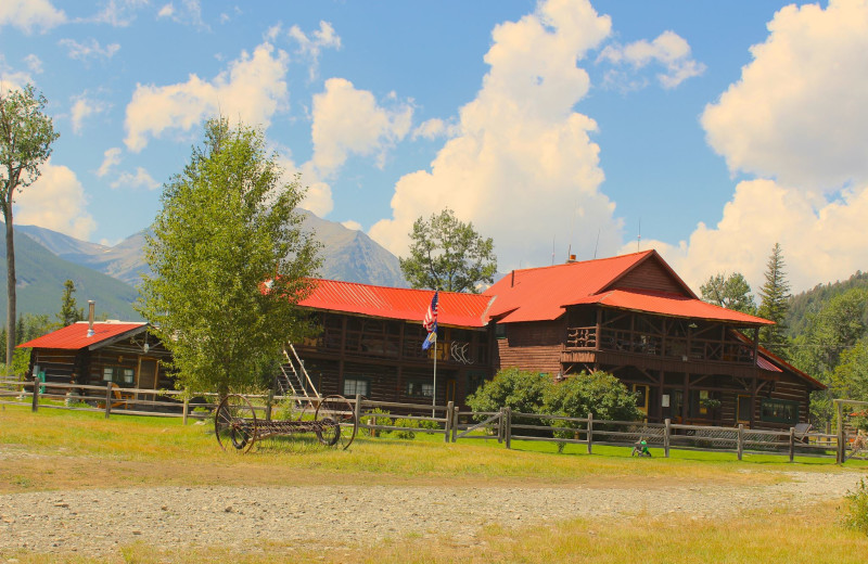 Exterior view of Sweet Grass Ranch.