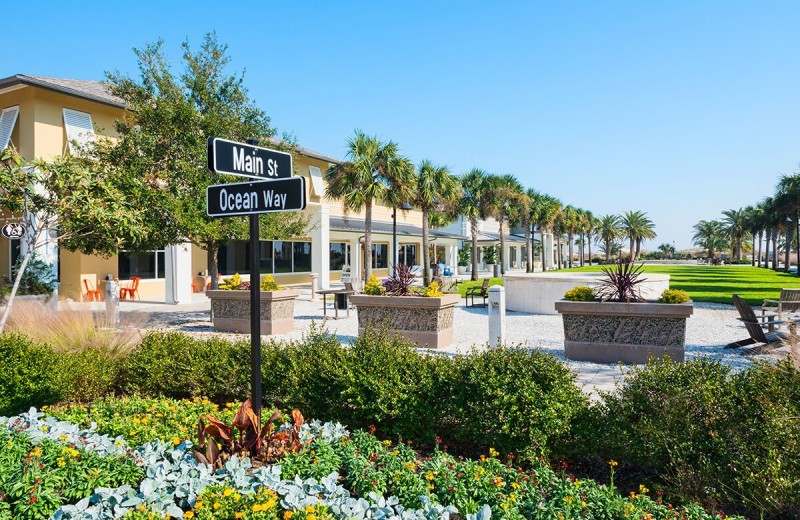 Exterior view of Jekyll Ocean Club.