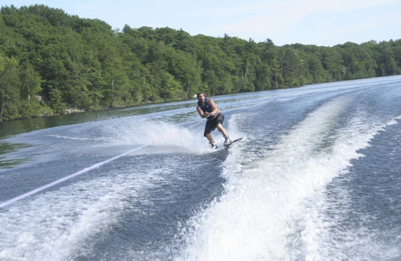 Water skiing at Bobs Lake Cottages.