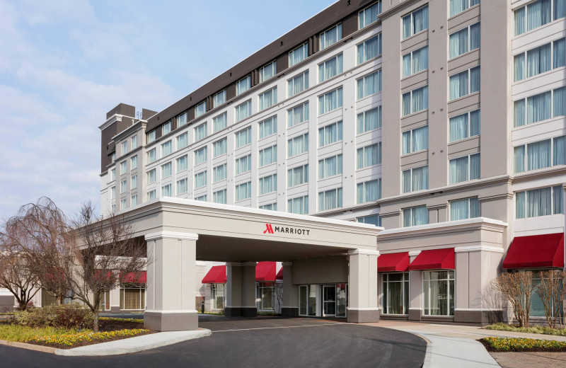 Exterior view of Bridgewater Marriott.