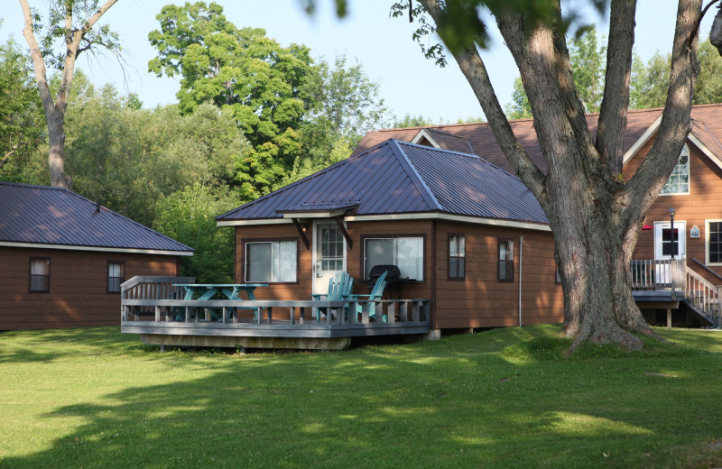 Cottage exterior at Southview Cottages Resort.