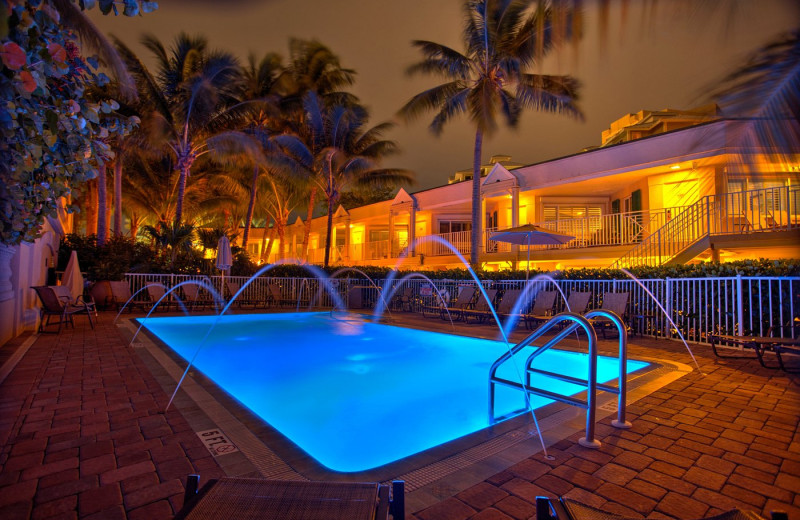 Outdoor pool at Vanderbilt Beach Resort.