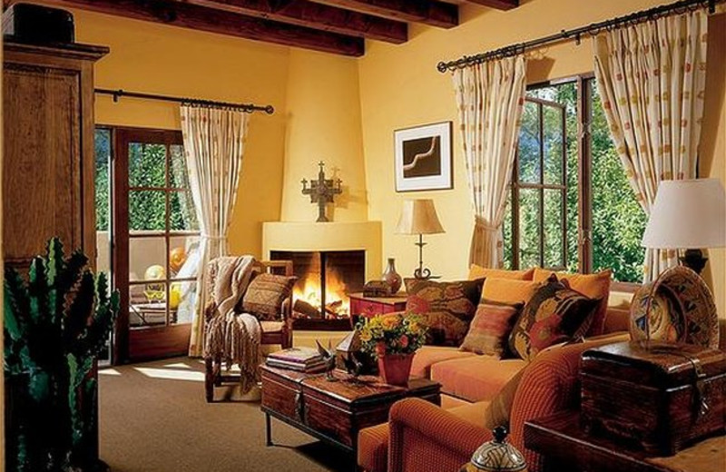 Living room at La Posada de Santa Fe Resort & Spa.