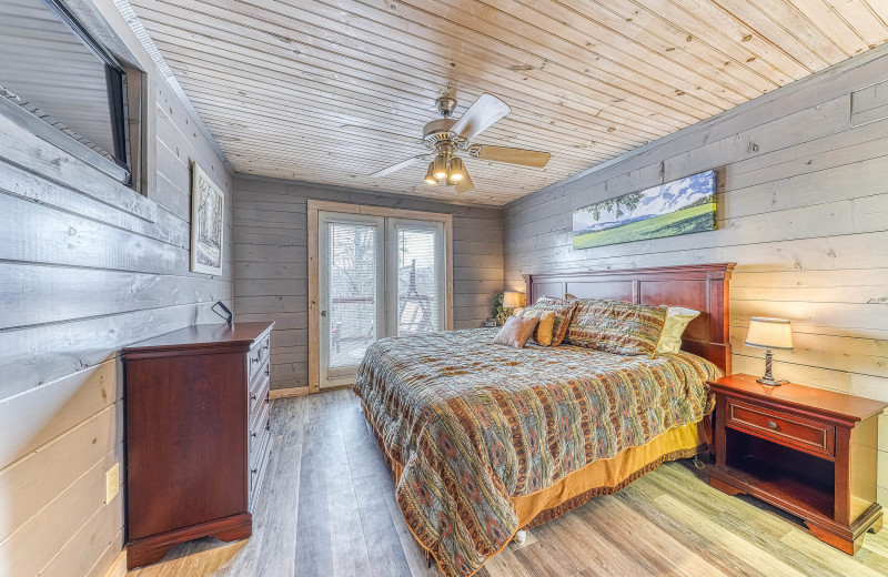 Rental bedroom at Aunt Bug's Cabin Rentals, LLC.