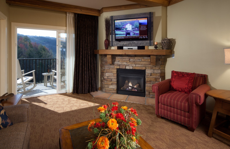 Guest living room at Holiday Inn Club Vacations Smoky Mountain Resort.