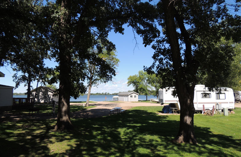 Barrett Lake Resort