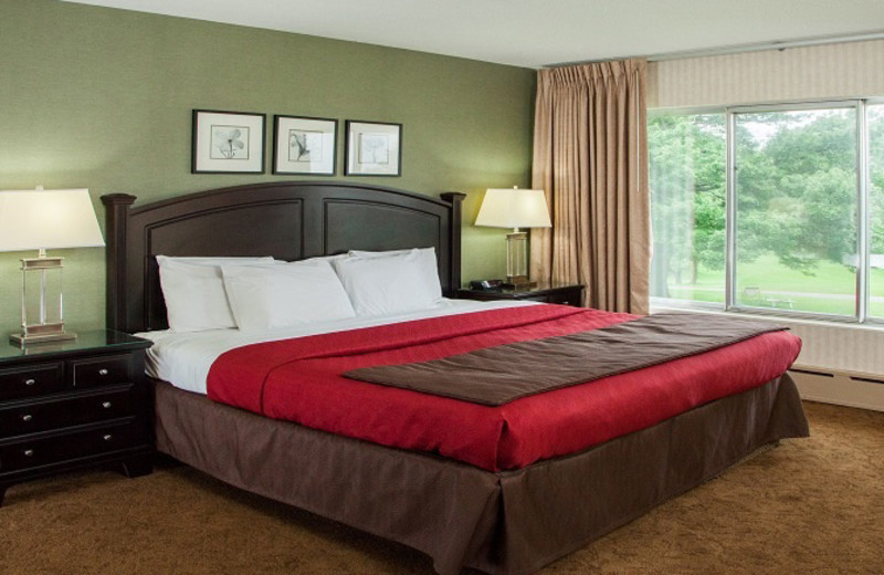 Guest bedroom at Evergreen Resort.