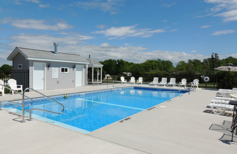 Outdoor pool at Angel Rock Waterfront Cottages.