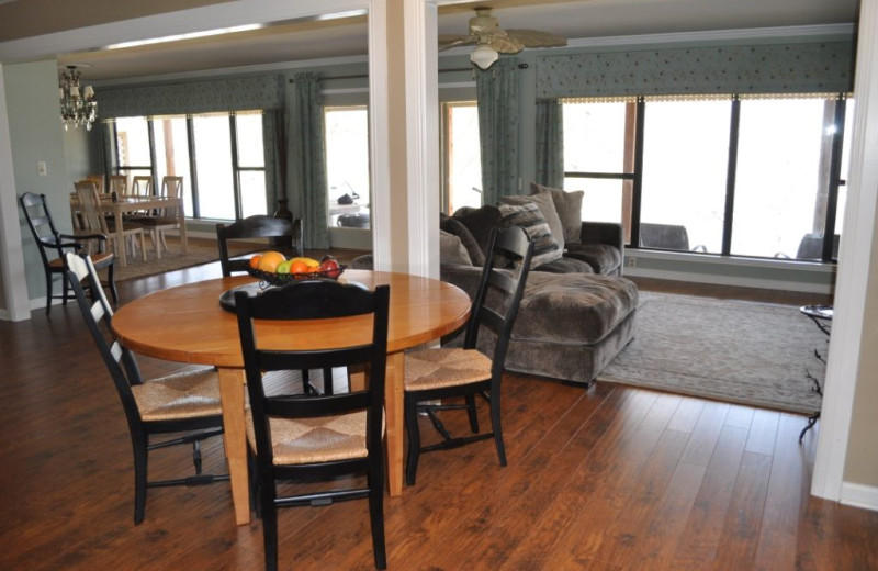 Rental dining area at Lake LBJ Legacy Lakehouse.