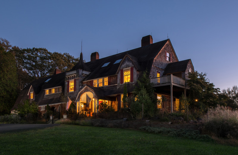 Exterior view of Inn At Lake Joseph.