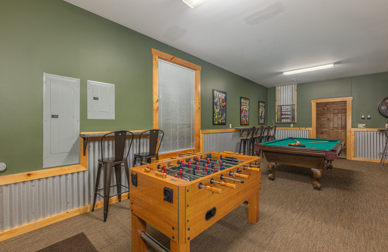 Rec room at American Patriot Getaways - Smokies Paradise Lodge.