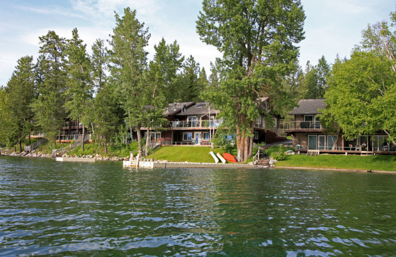 Exterior view of Bay Point on the Lake.