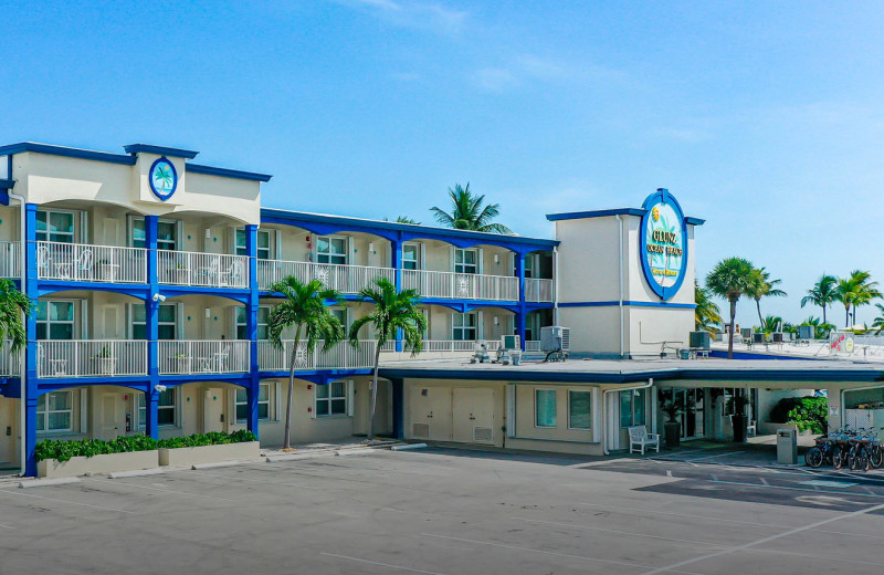 Exterior view of Glunz Ocean Beach Hotel 