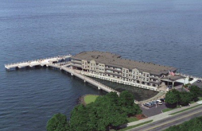 Exterior view of Silver Cloud Inn Tacoma.