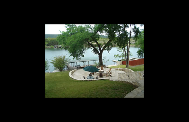 Patio at Loch Lone Star on Lake LBJ.