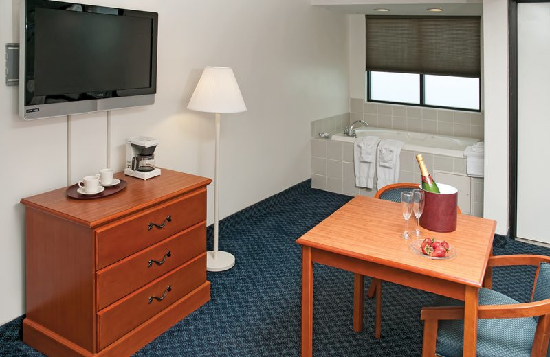 Jacuzzi room at Best Western PLUS Oceanfront Virginia Beach.