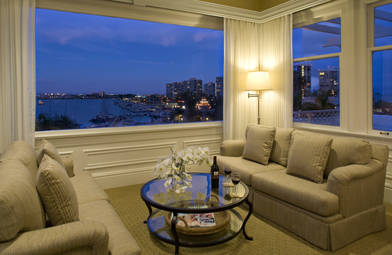 Penthouse suite sitting area at Glorietta Bay Inn.