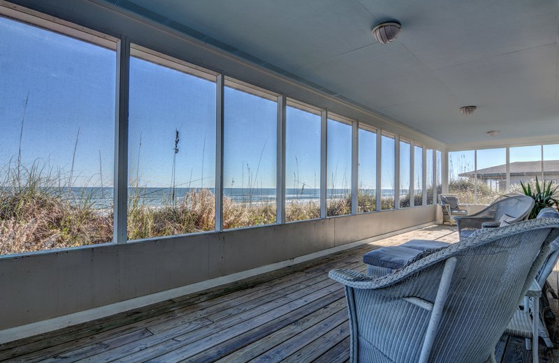 Rental porch at Topsail Realty.