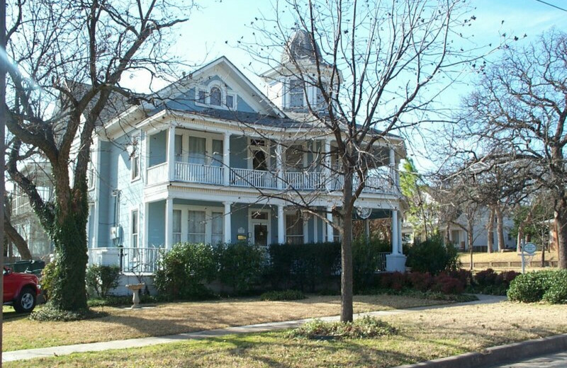 Exterior view of Silk Stocking Row B & B.