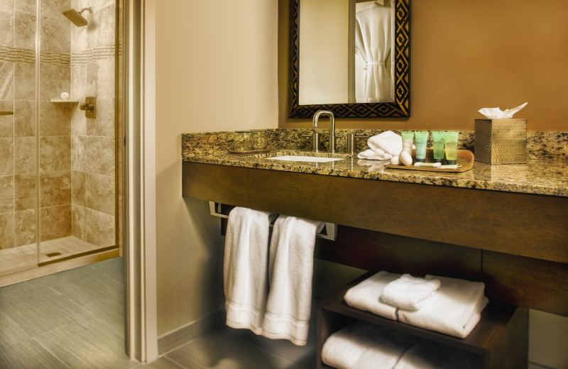 Guest bathroom at The Wigwam Resort.