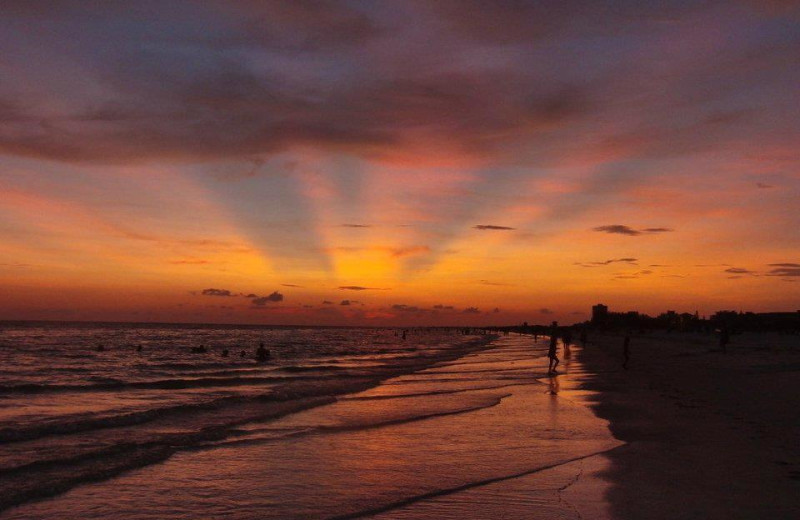 Beach sunset at Sunset Vistas.